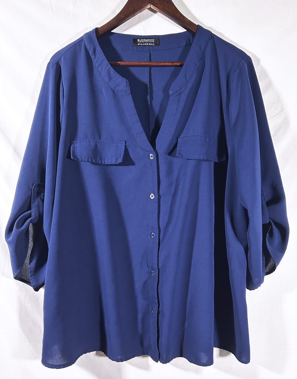 Bloomchic Navy Blue V-Neck Roll Tab Sleeve Flowing Blousem14/16